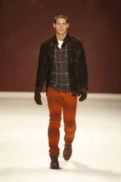 calcon  PerryEllis_053.jpg